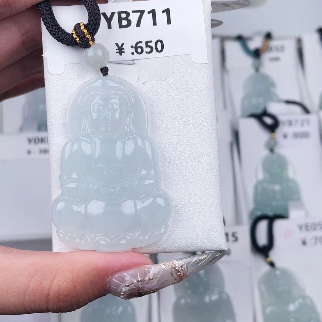 翡翠未镶嵌颈饰YB711