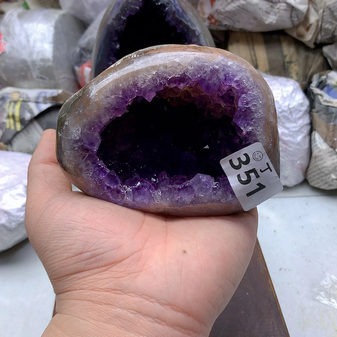 紫晶大型摆件（非配饰）未镶嵌