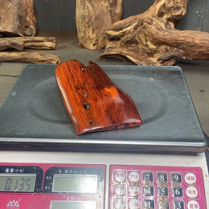 【闪购商品】黄花梨/降香黄檀甲**霖