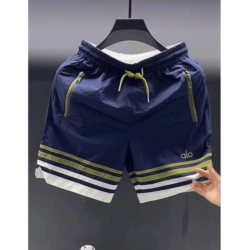 夏季新款时尚百搭潮流轻奢风个性男士休闲短裤透气