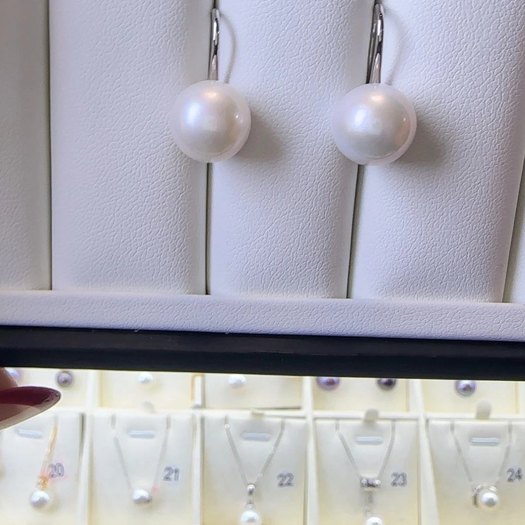 耳饰银S925镶嵌淡水珍珠10-11高跟鞋耳钉