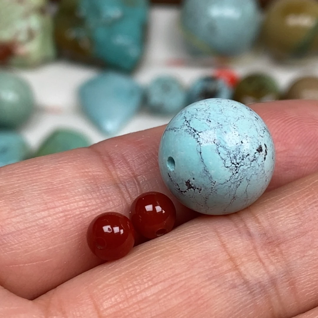 帅***头南红玛瑙未镶嵌珠宝奇石3件总价210