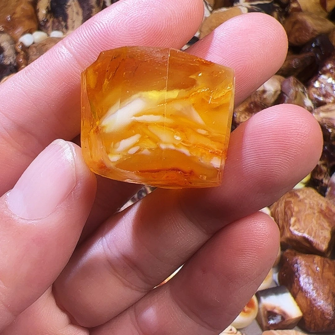 定制琥珀无****8琥珀蜜蜡原石定制