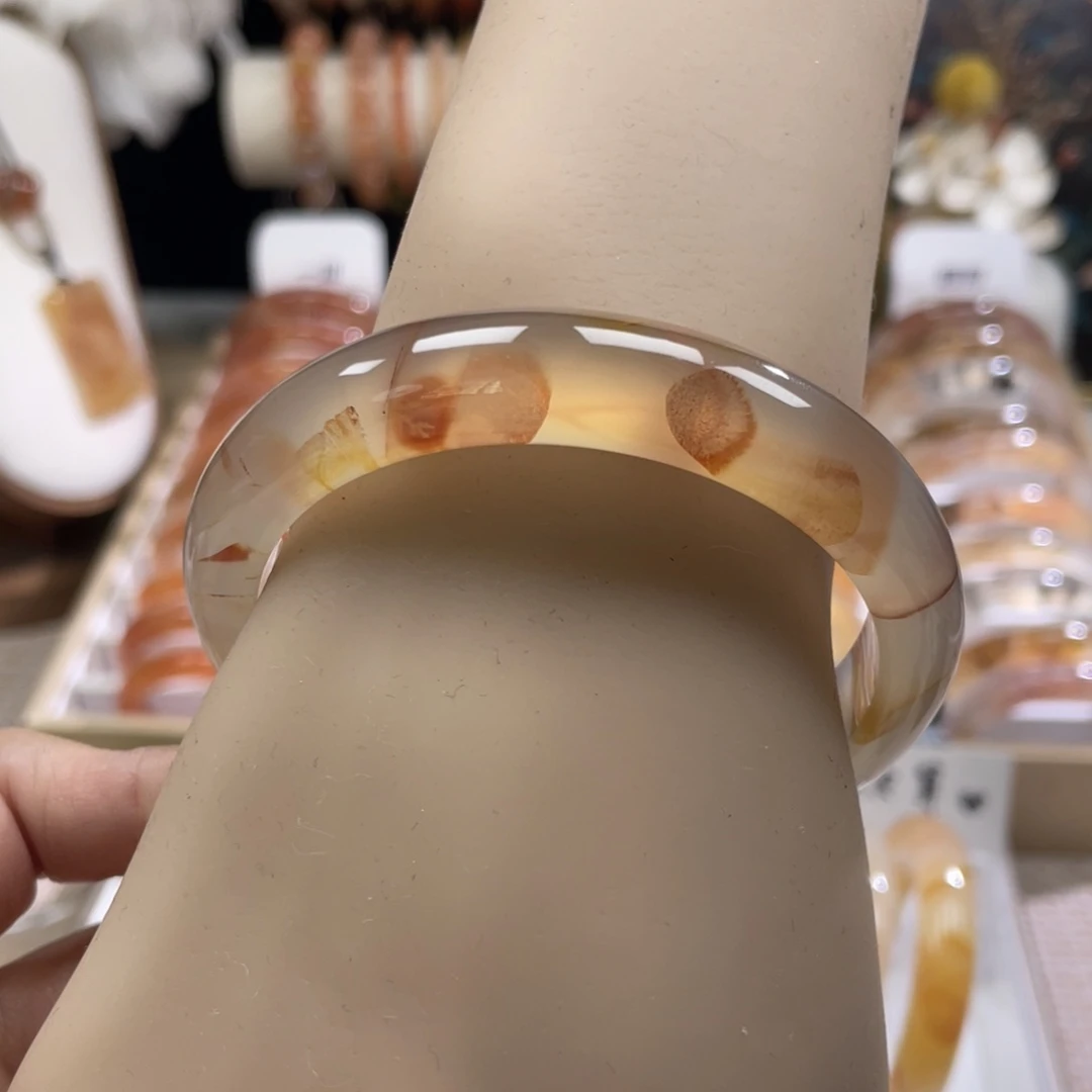 玛瑙/玉髓未镶嵌手镯60.5mm