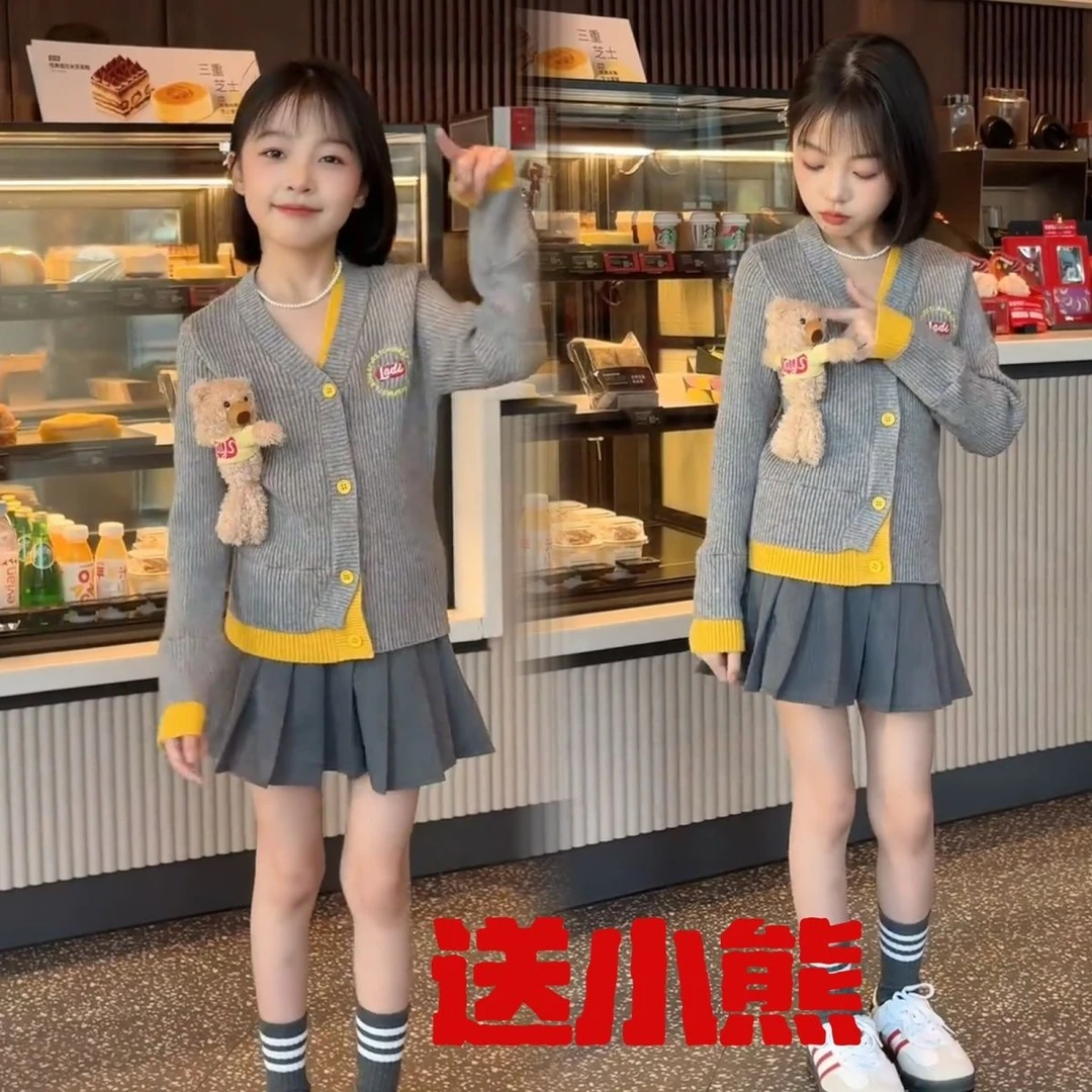 2025春季新款洋气亲子女童中大童时尚网红春款小熊毛衣假两件开衫