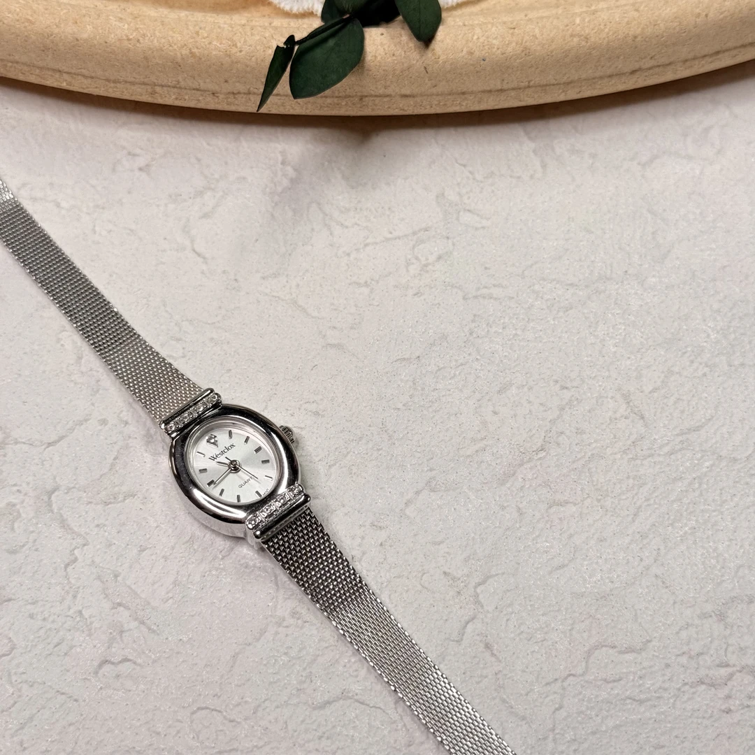 90新  【六六中古】孤品精美手表th7006手围17.5表盘18