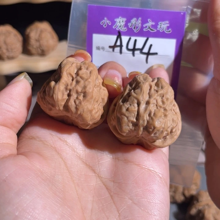 的***困44号 哇哇 33333333