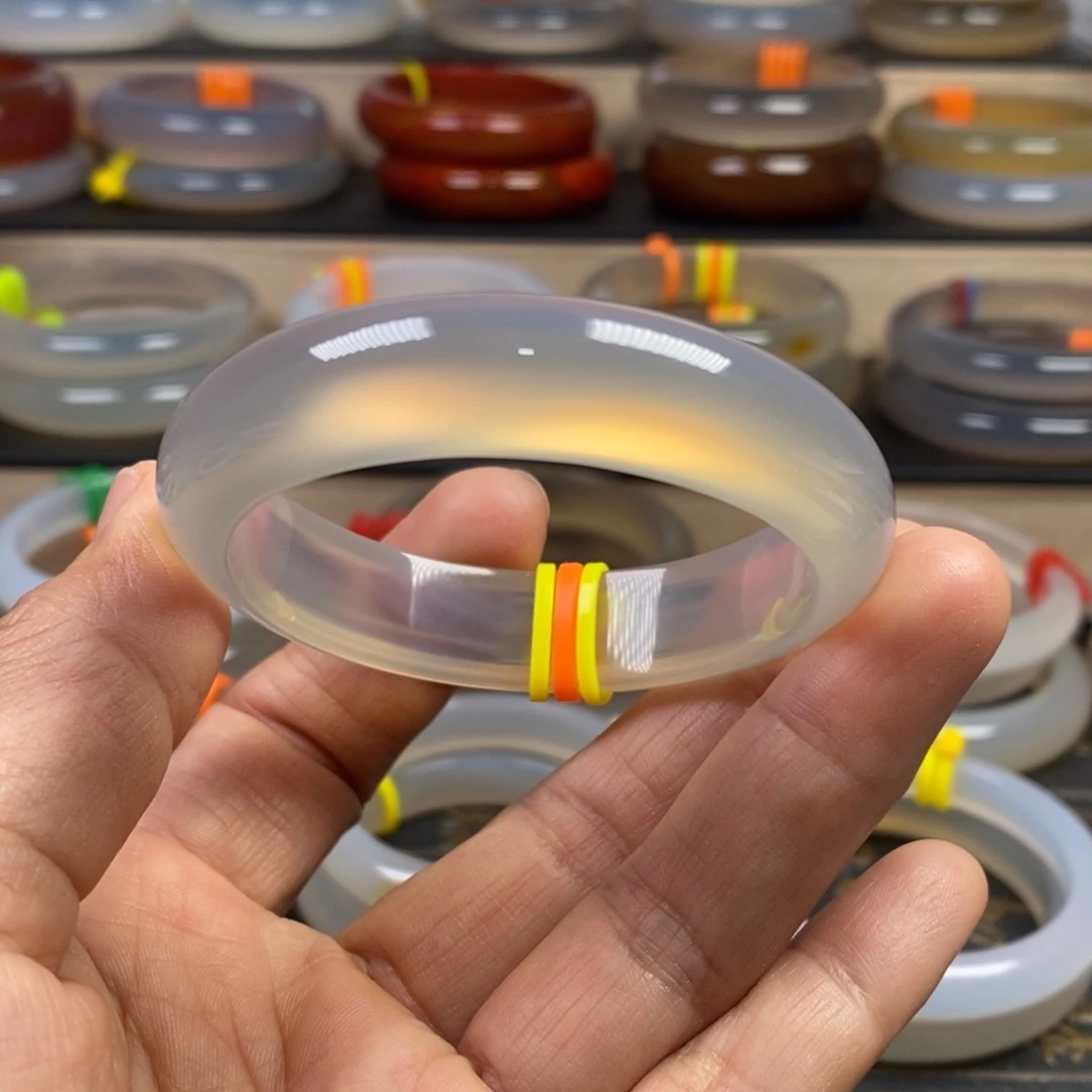 玛瑙/玉髓未镶嵌手镯