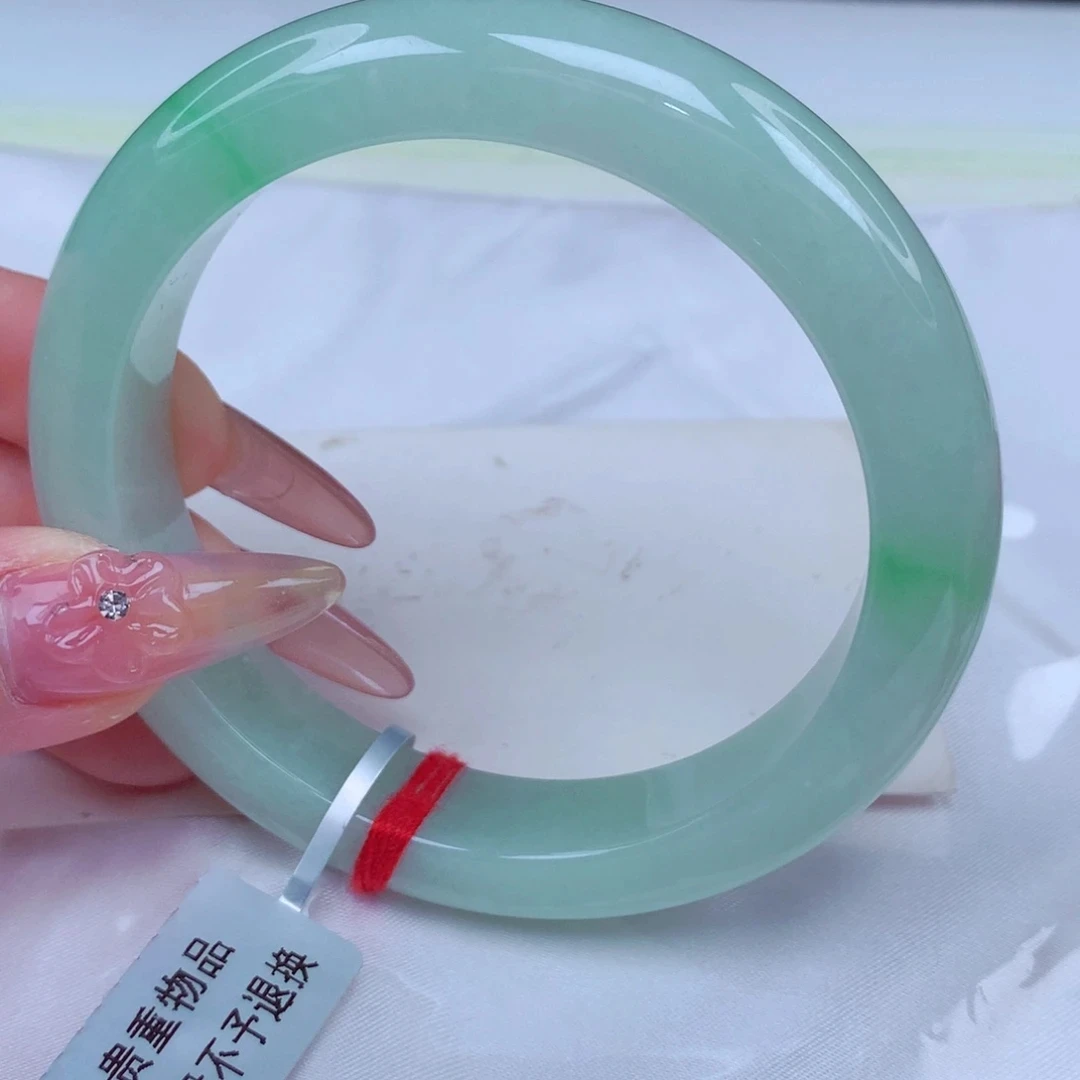 天然缅甸翡翠A货手镯232    57圈