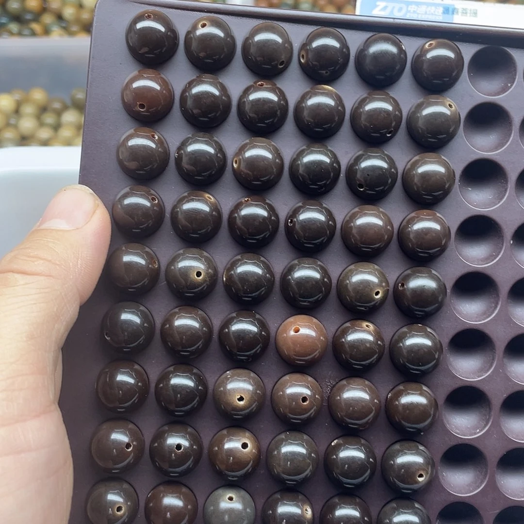 白玉菩提吊坠13.7精品黑金圆30颗➕灯牌宠30