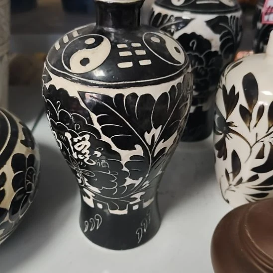 瓷片五厂，七厂，瓷器摆件，瓷片！都有微瑕疵。