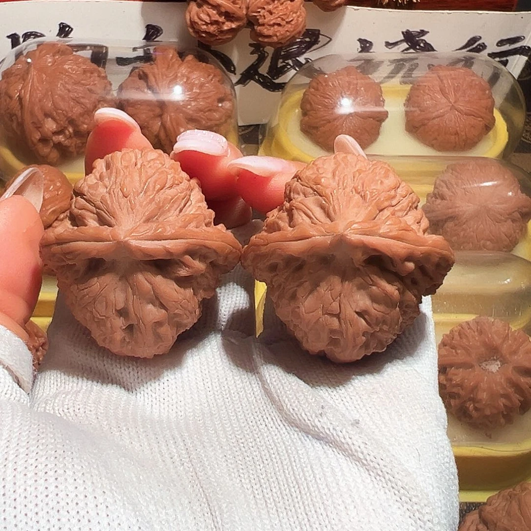 H***d吊坠桃核39全品南疆石