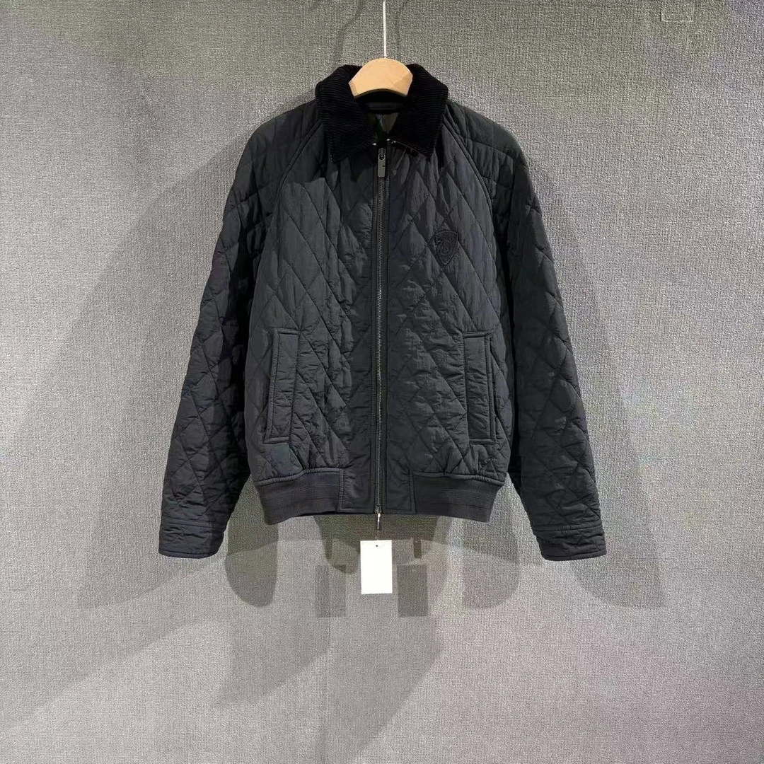 未使用 BURBERRY/博柏利 （pm）菱格纹棉服外套 全新s码/3472
