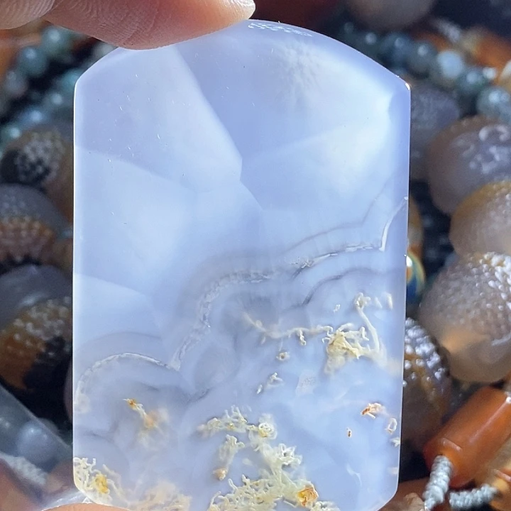 未镶嵌颈饰玛瑙/玉髓