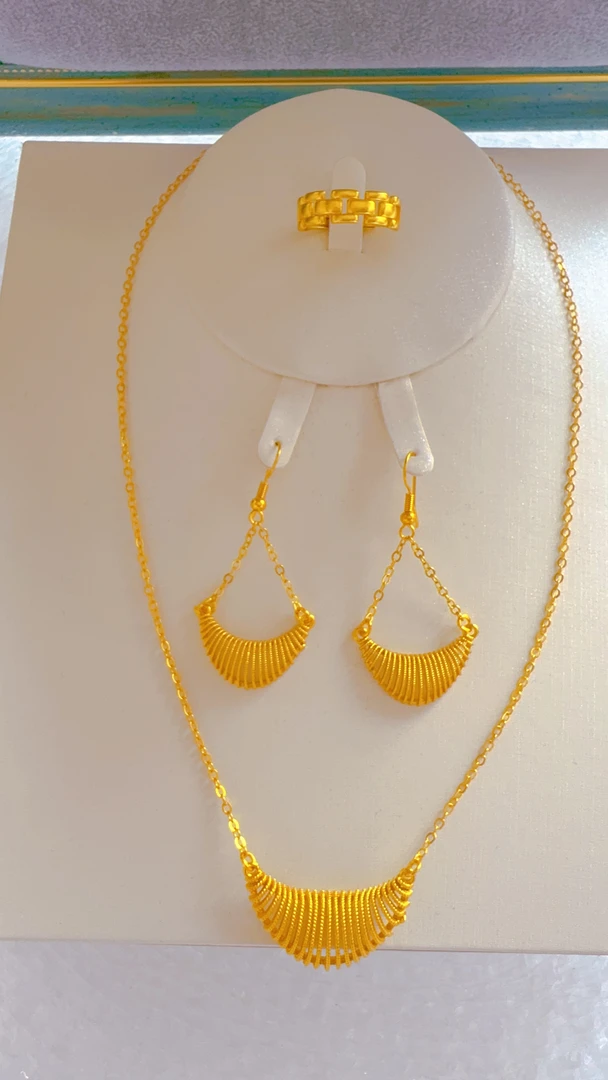 铜合金项链 铜合金项链 新款精美金子同款两件套首饰三件套010