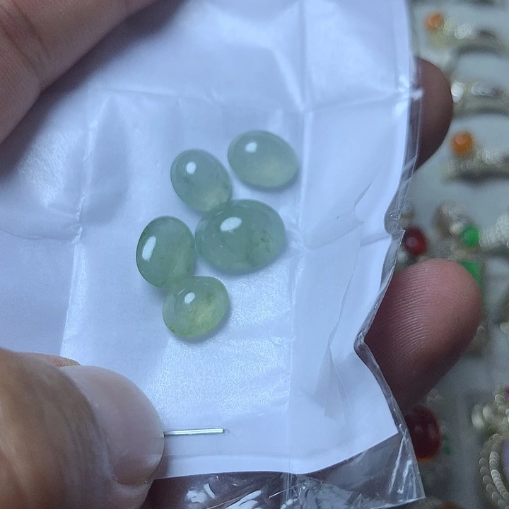 定制翡翠未镶嵌戒指