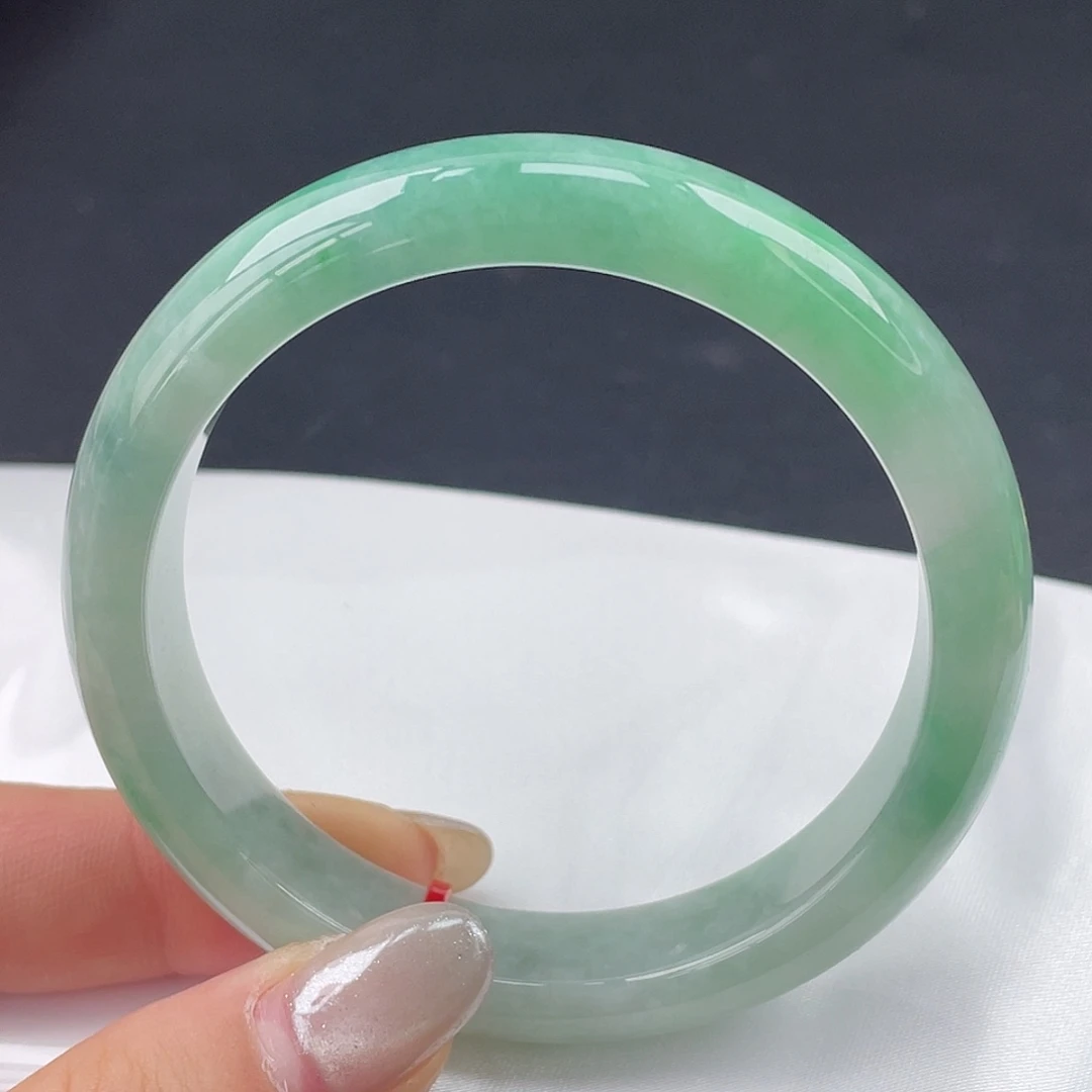 翡翠未镶嵌手镯58圈口