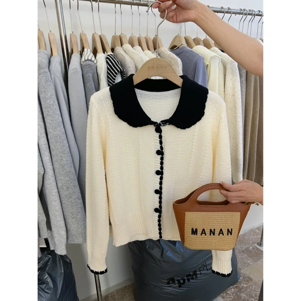 CSF-9891【花花私服❌退❌换】韩系设计感娃娃领撞色毛衣开衫