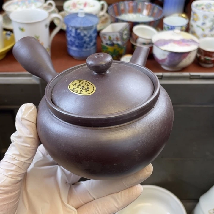 他家瓷器真美…开播了