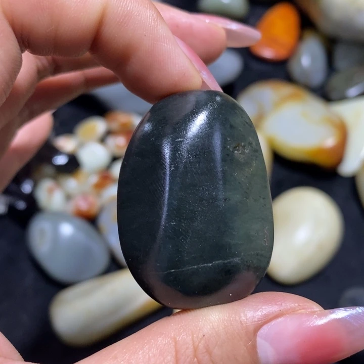 未镶嵌和田玉（糖玉）挂件