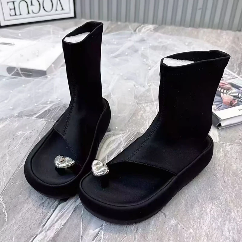 巨显高~美爆了！小个子增高厚底套指法式黑色一字带小凉鞋裤管靴潮