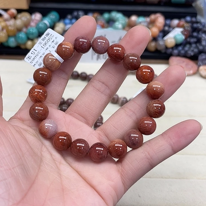 未镶嵌手串硅化珊瑚（珊瑚玉）中***子229