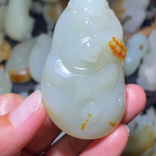 和田玉未镶嵌挂件