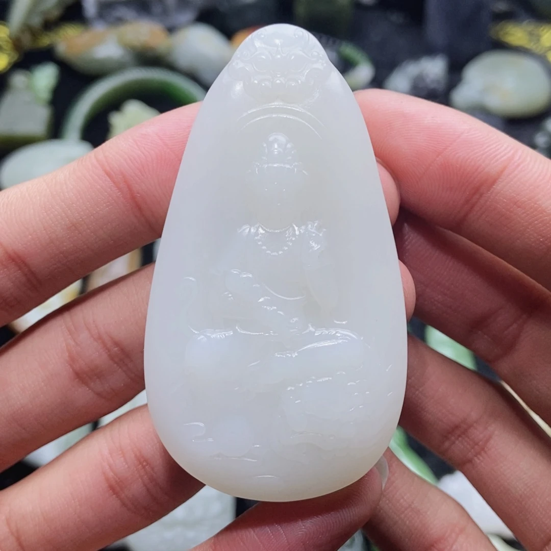 和田玉颈饰未镶嵌M****o