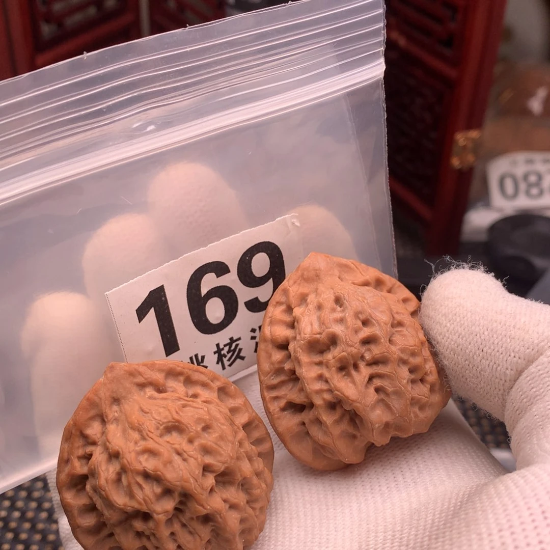 文玩核桃把件?*哥佛度38