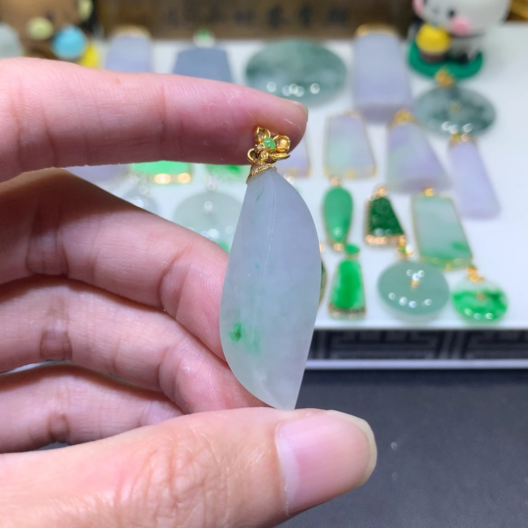 翡翠18K金镶嵌吊坠(不含链)