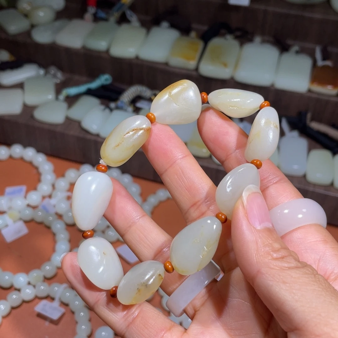 和田玉（白玉）未镶嵌颈饰