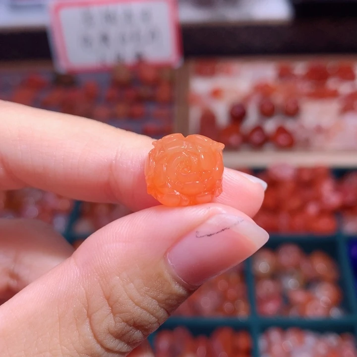 南红玛瑙未镶嵌南红牡丹