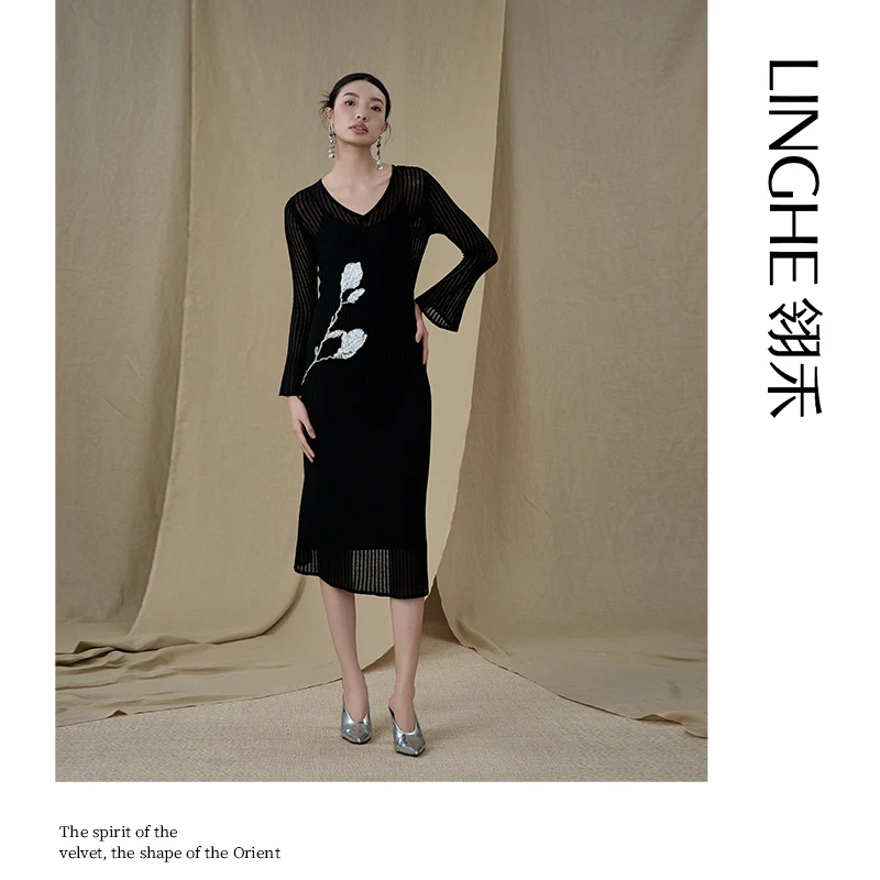 翎禾LINGHE-「花涧」黑玉兰刺绣钉珠两件套针织裙轻