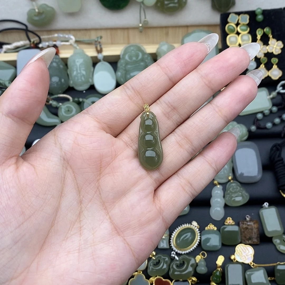 吊坠(不含链)18K金镶嵌和田玉