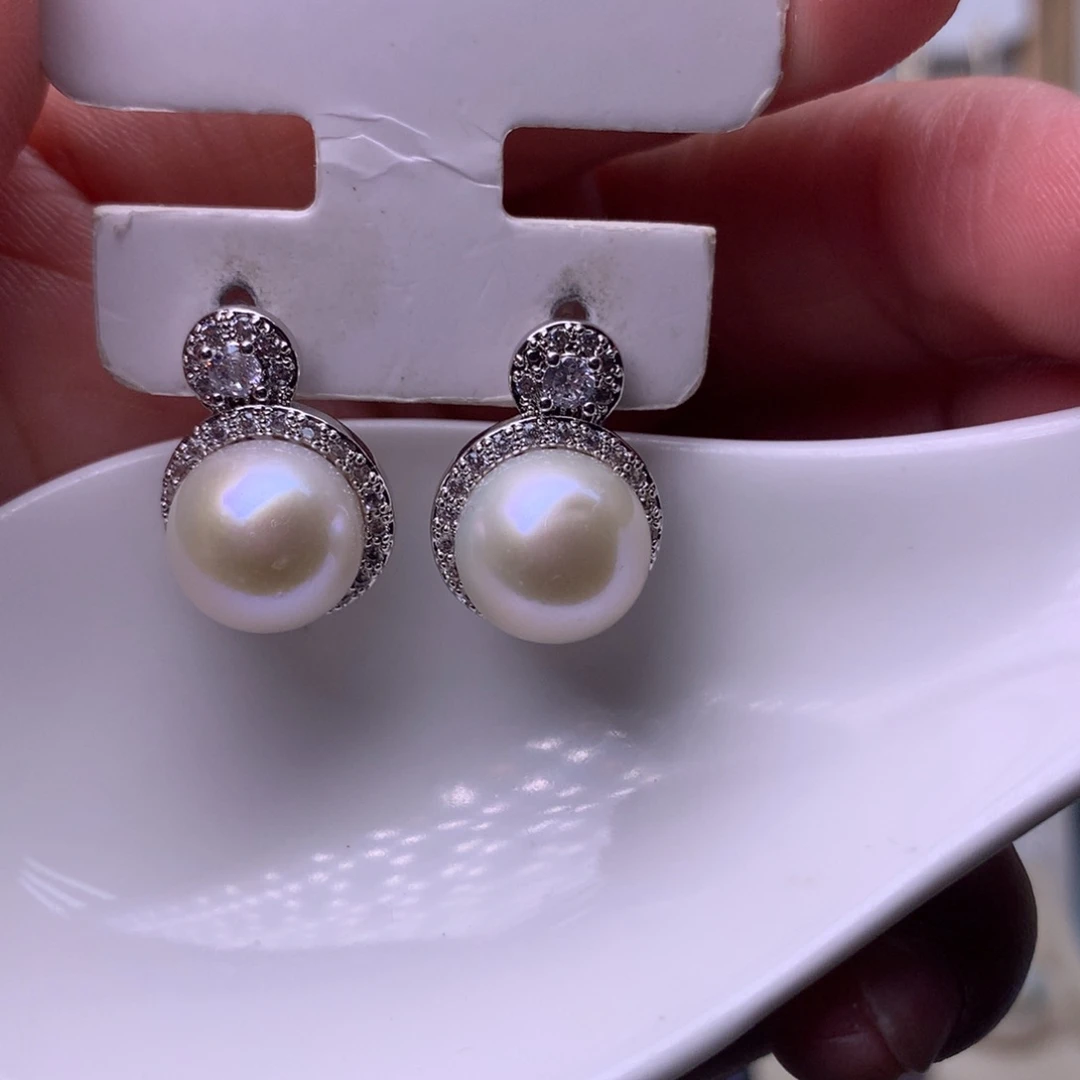 未镶嵌耳饰淡水珍珠