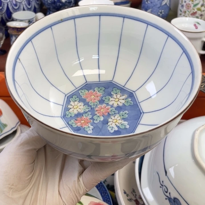 他家瓷器真美…开播了