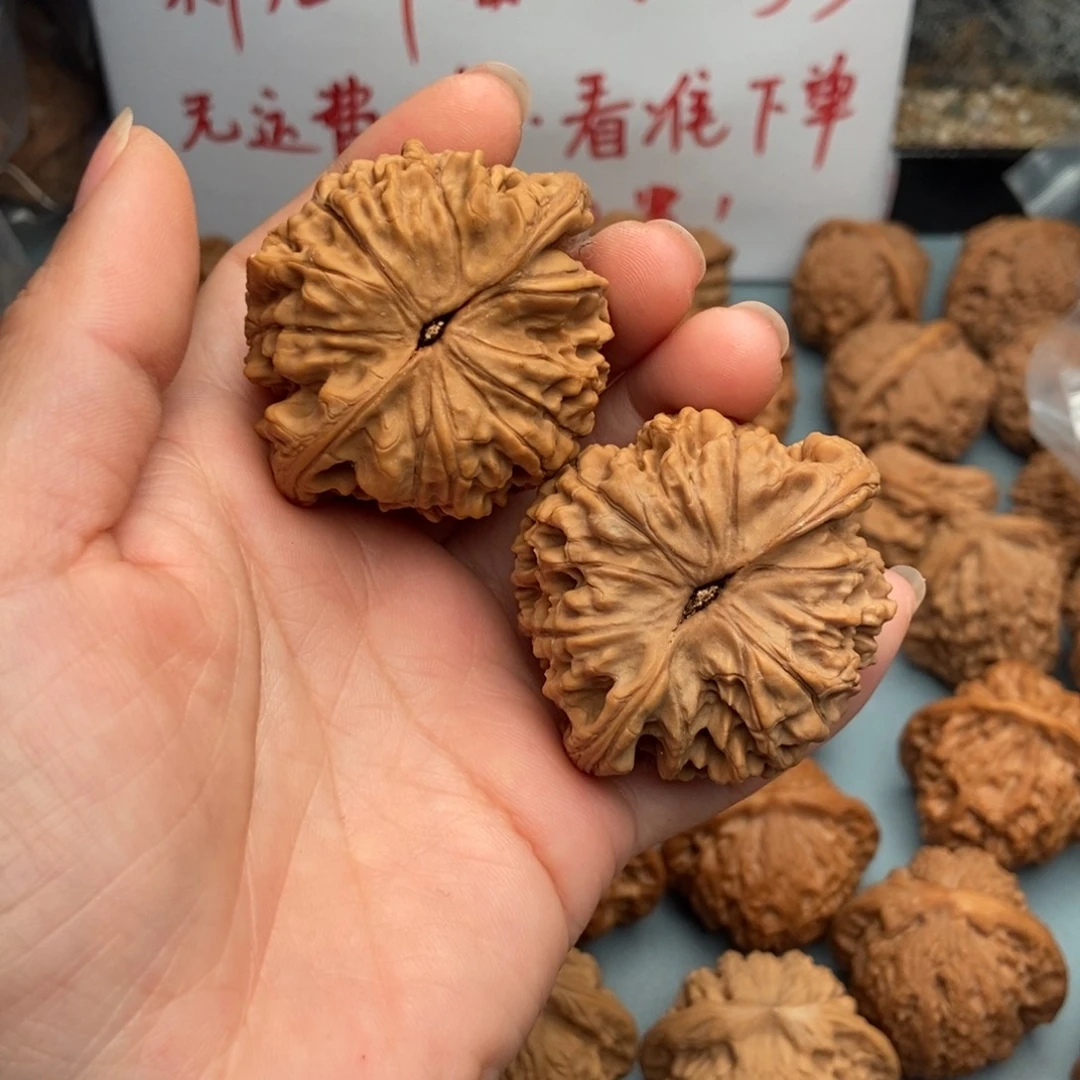 文玩核桃吊坠A****g官帽15