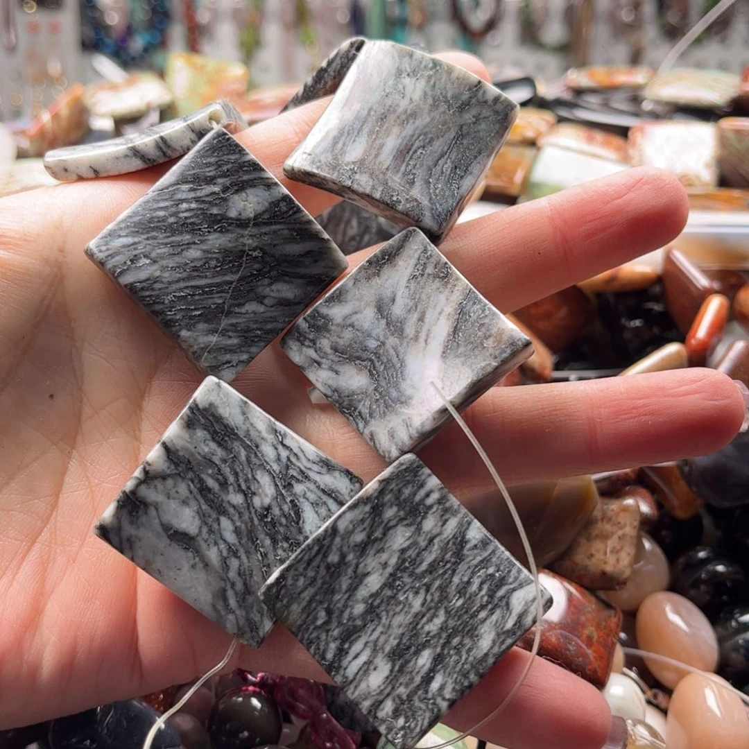 石英质玉珠宝奇石未镶嵌图