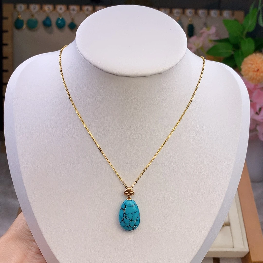 绿松石18K金镶嵌颈饰