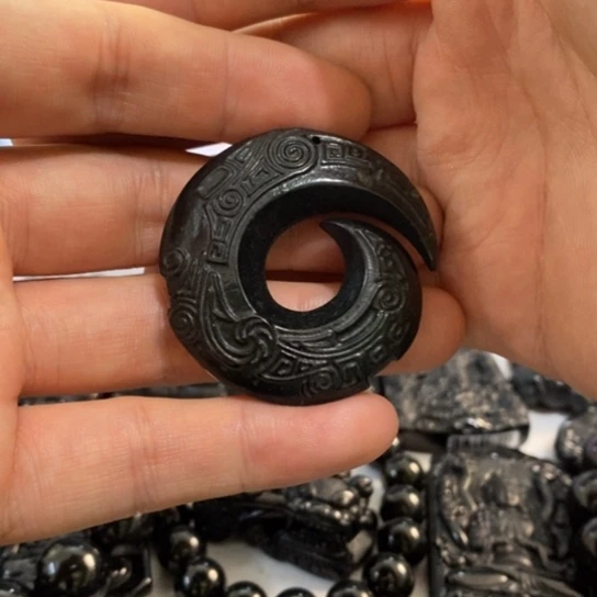 吊坠(不含链)未镶嵌翡翠1