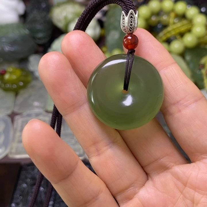 岫玉未镶嵌岫玉颈饰