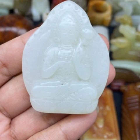 蛇纹石玉未镶嵌颈饰73