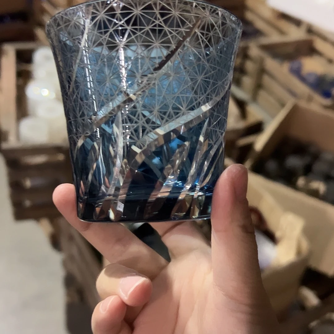 水晶玻璃平底款微瑕一个