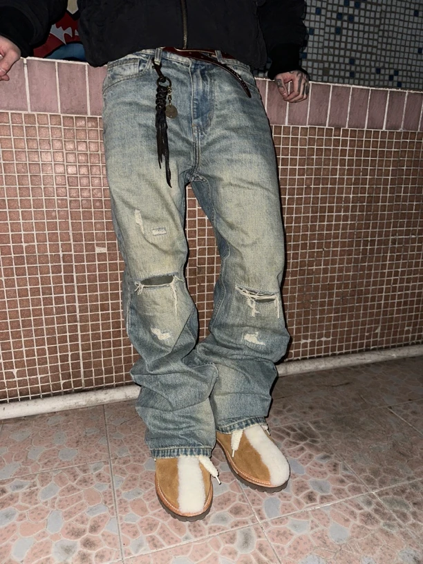 微喇破坏款牛仔裤