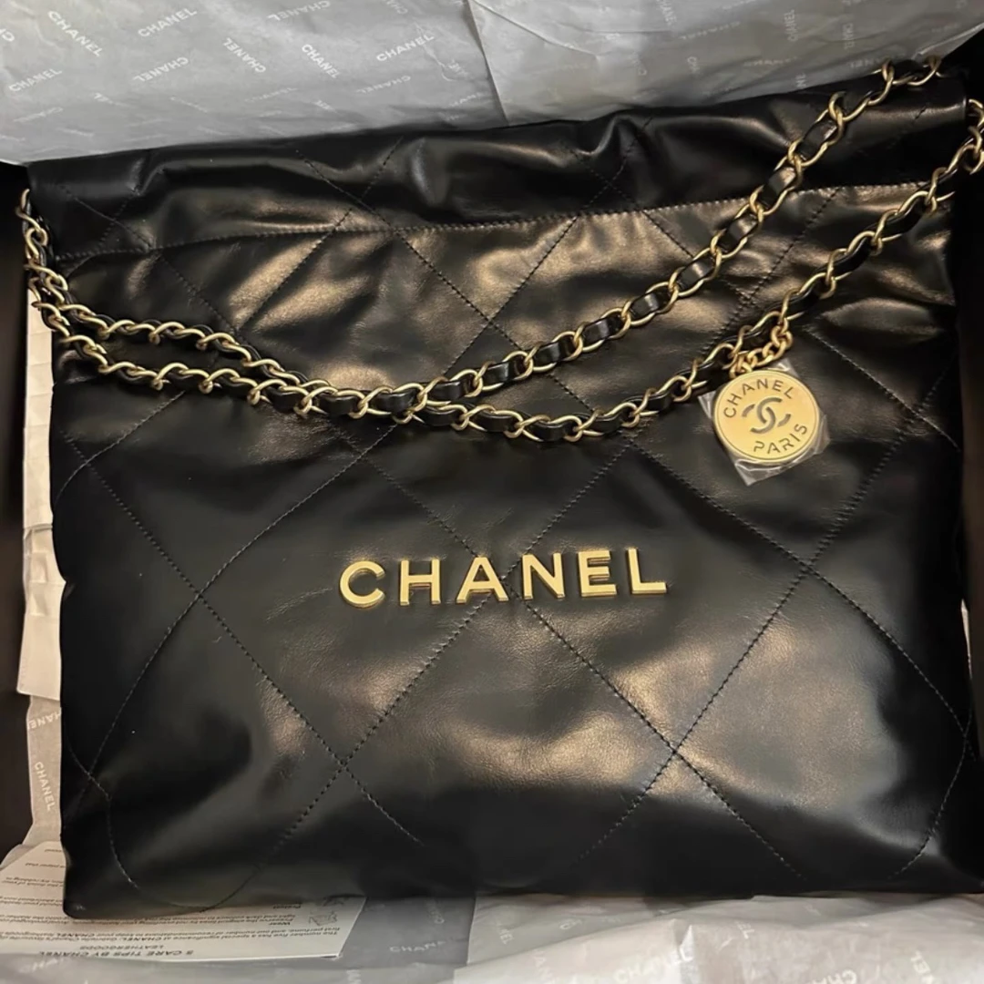 未使用 Chanel/香奈儿 黑金22bag小号 25年芯片款 单肩垃圾袋