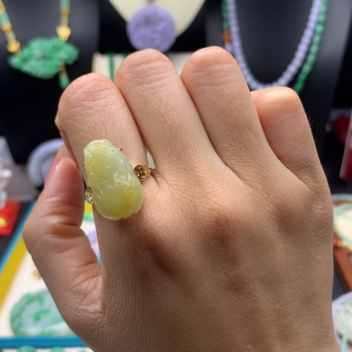 翡翠未镶嵌戒指貔貅戒指