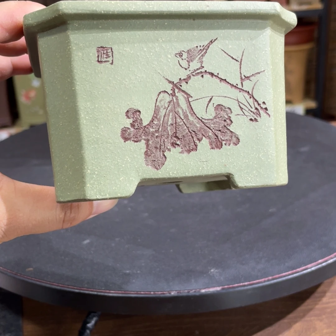 紫砂花盆紫砂花盆在这里