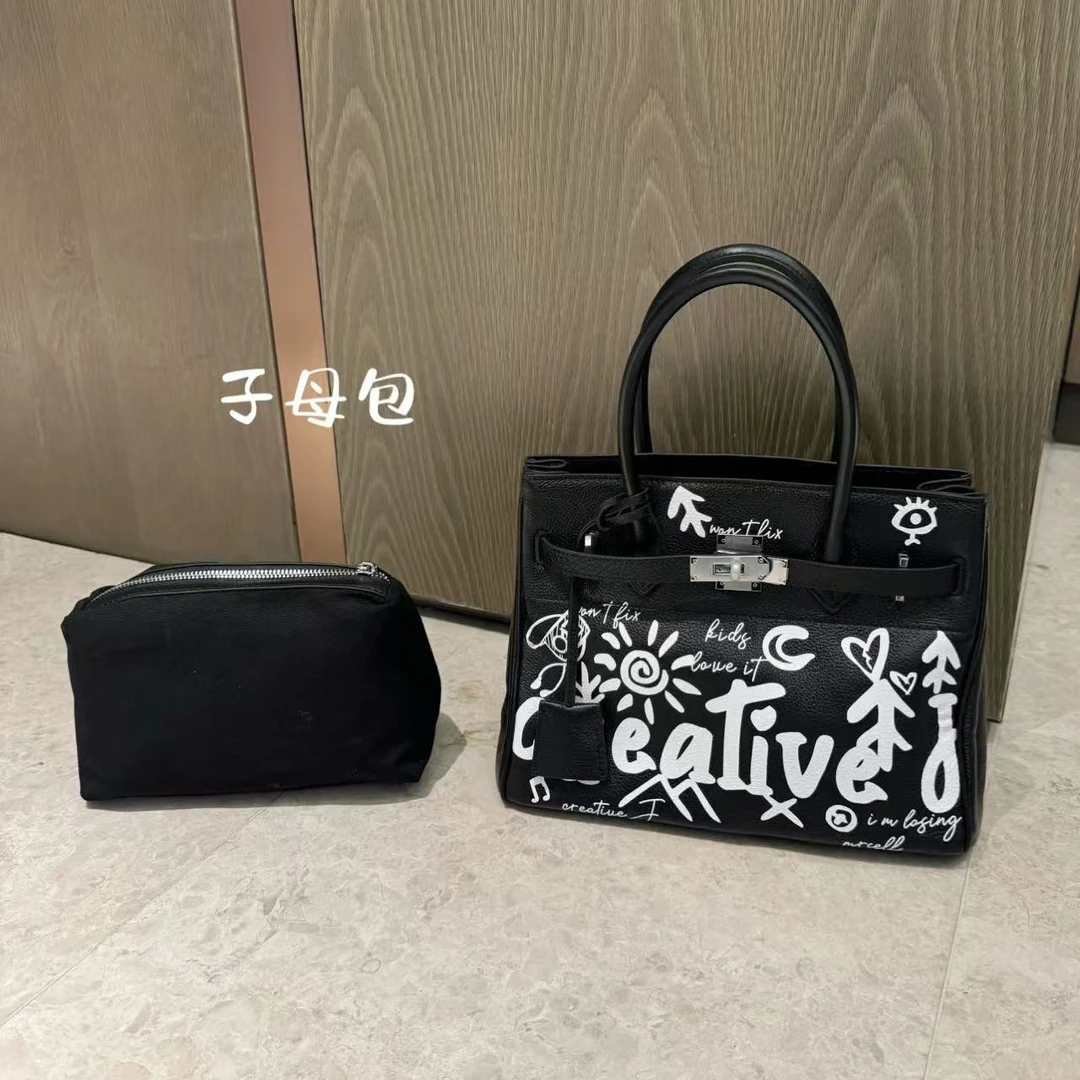 SG / 郭幂幂 SS 小众时髦 手工涂鸦子母手提包B-20250122