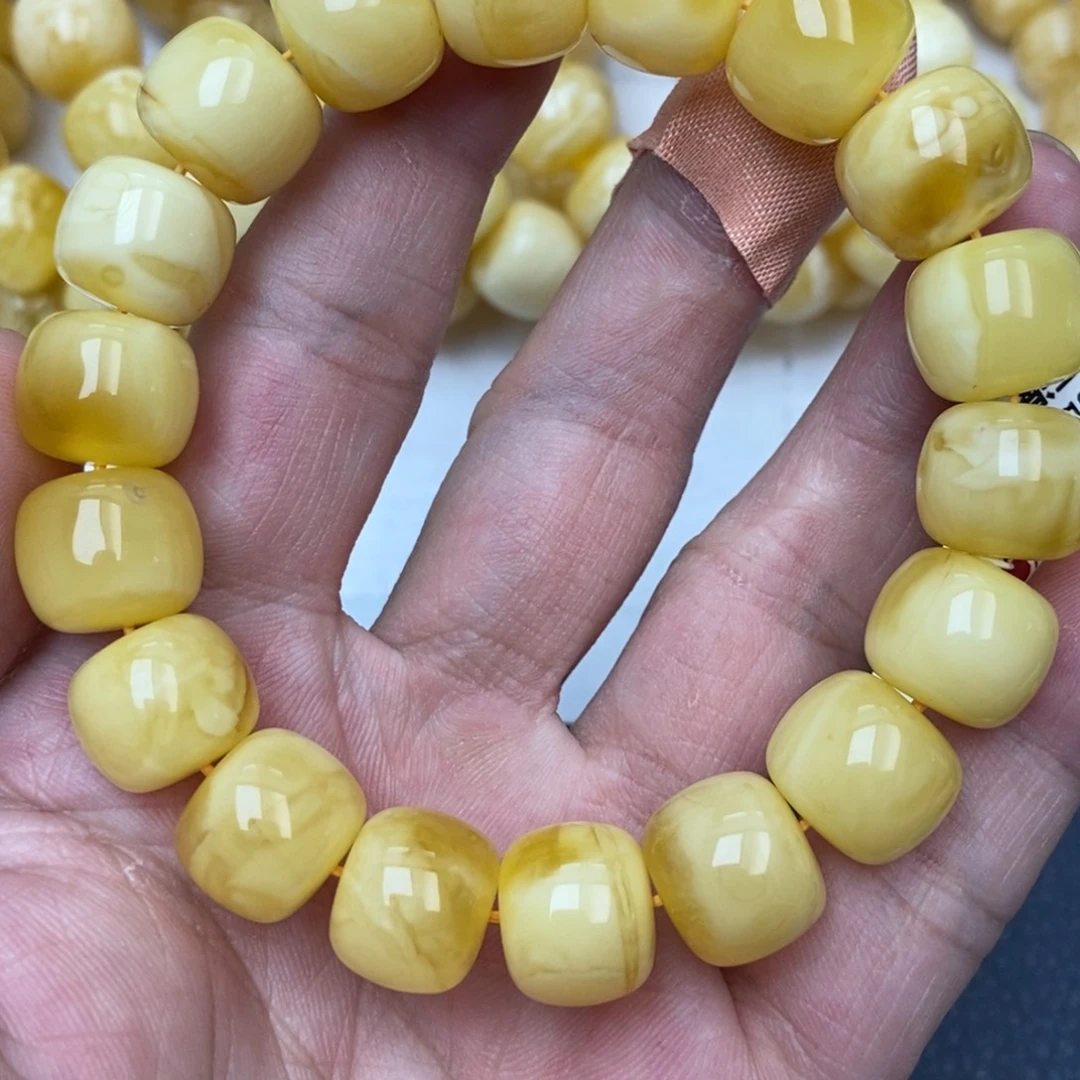 琥珀未镶嵌珠宝奇石4