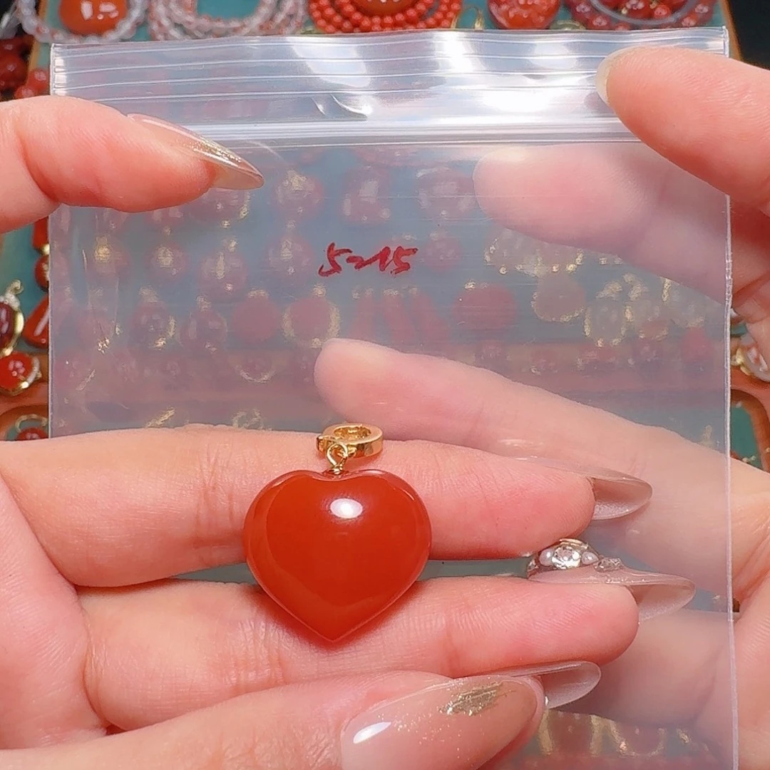 南红玛瑙银S925镶嵌吊坠